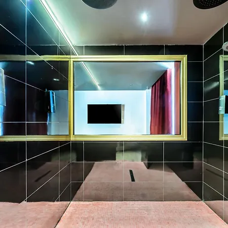 Hotel Vibra District - Adults Only-2