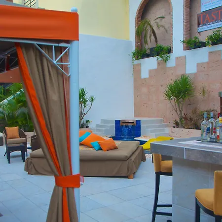 Casa Cupula LGBT Luxury Resort-3