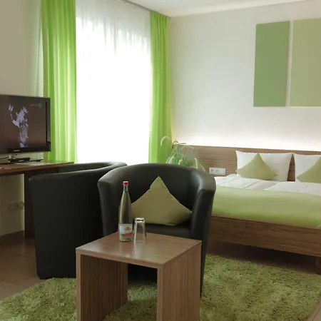 Boardinghouse Home - Adults Only --2