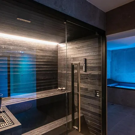Noble Hotel & Suites - Adults Only-2
