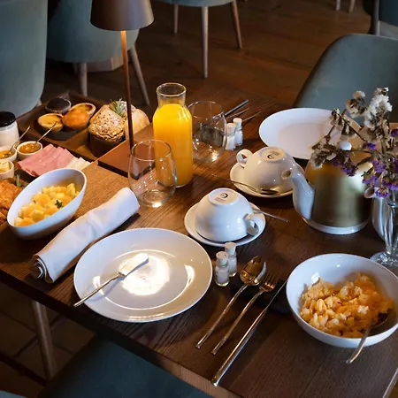 Dourwin Exclusive Suites & Restaurant - Adults Only-3