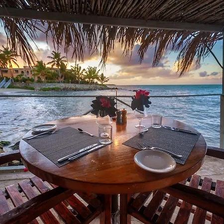 Ocean Point Beach Resort & Spa Adults Only-3