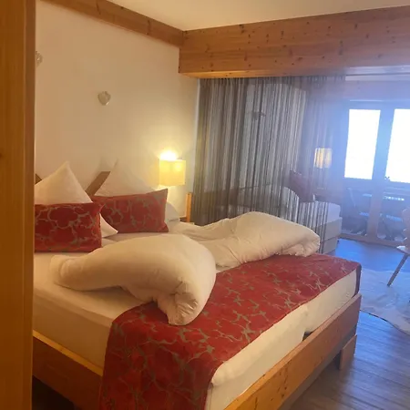 Hotel am Dorfplatz-3