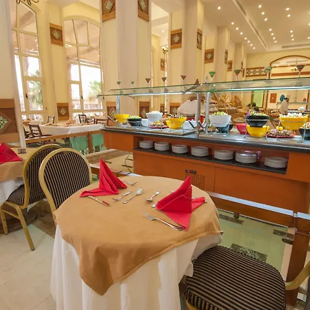 Royal Lagoons Resort&Aqua Park Families&Couples Only-3