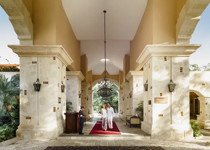 Adult Only ResortsRoyal Hideaway Playacar All-Inclusive Adults Only