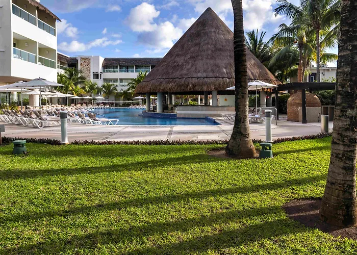 Adult Only ResortsAlmare, A Luxury Collection , Isla Mujeres Cancun, Adult All-Inclusive