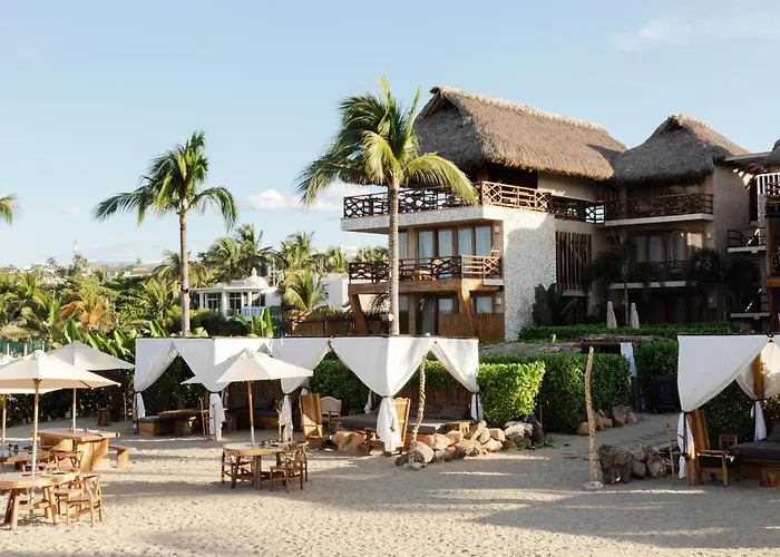 Casa Joseph Zicatela - Adults Only Hotel Puerto Escondido 