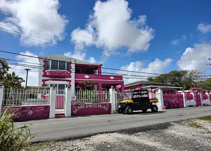 Da Pink And White Palace Nassau