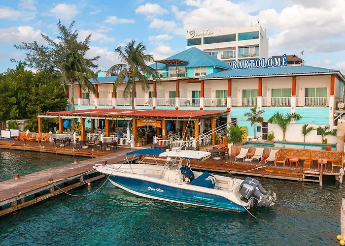 Bartolome Oceanfront Suites Isla Mujeres