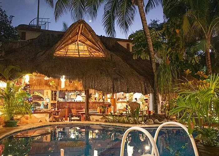 Cocos Cabañas Playa del Carmen Adults Only